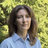 Malowanie trawy na zielono