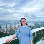 Siostra Weronika Maria Klebba, misjonarka pochodząca z archidiecezji gdańskiej, w Hongkongu, do którego zaprowadziła ją służba Jezusowi w drugim człowieku.