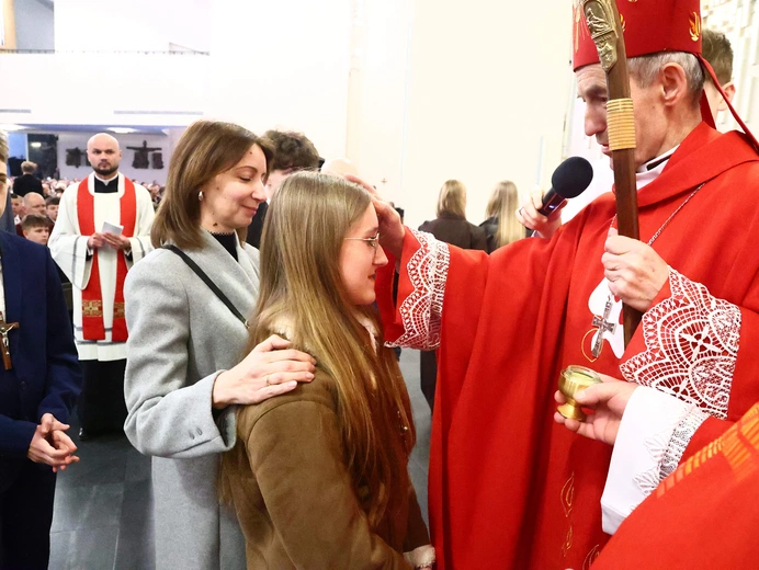 Bierzmowanie w par. Ducha Świętego w Mielcu