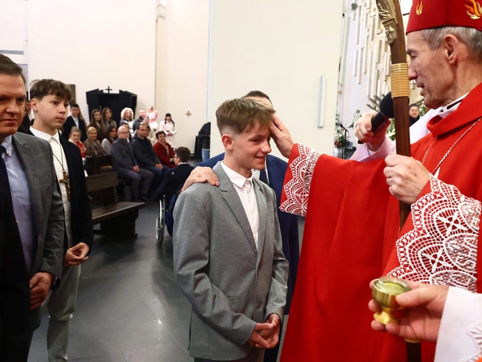 Bierzmowanie w par. Ducha Świętego w Mielcu