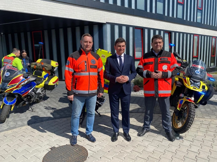 Region. Motoambulanse wchodzą do systemu. Od 1 maja nowe wsparcie dla ratownictwa medycznego