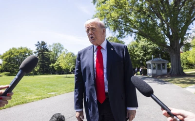 Donald TRump