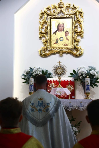 Powrót MB Tuchowskiej do parafii