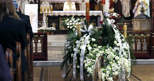 Dobry pasterz odszedł w Niedzielę Dobrego Pasterza. Pogrzeb ks. Pawła Traczykowskiego
