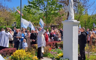 Twierdza Modlin. Nowa figura Maryi i pierwsze nabożeństwo majowe w diecezji