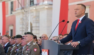 „Nie ma dziś momentu konstytucyjnego". Spór zamiast debaty