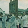 Archiwalna rozmowa z abp. Józefem Michalikiem o koronacji obrazu z Rokitna