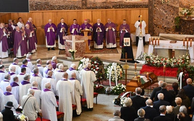 Pogrzeb ks. prał. Jerzego Nowaczyka