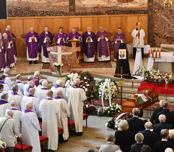 Pogrzeb ks. prał. Jerzego Nowaczyka