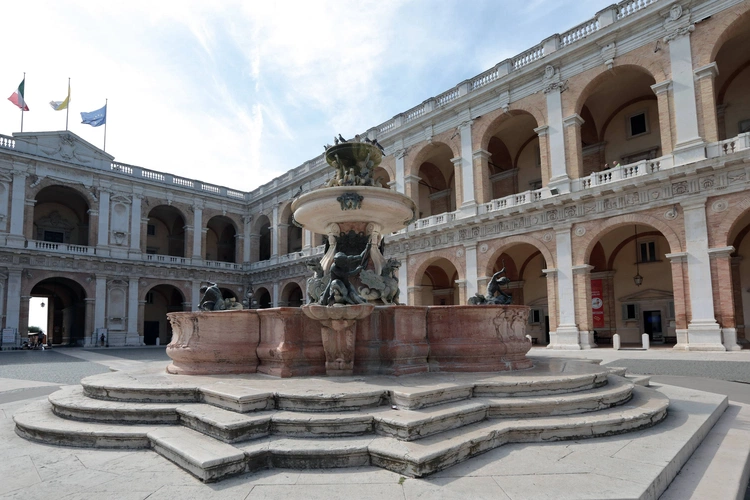 Sanktuarium Santa Casa w Loreto