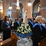 Wprowadzenie relikwii św. Jana Pawła II do nyskiej bazyliki