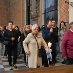 Wprowadzenie relikwii św. Jana Pawła II do nyskiej bazyliki