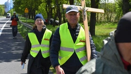 Idą z Niepokalanowa do Fatimy pod hasłem: "Europo! Maryja cię kocha"
