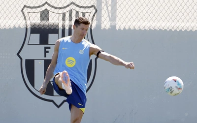 „To moje miejsce na ziemi”. Robert Lewandowski odchodzi z Barcelony