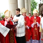 Ogłoszenie kościoła w Dąbrowie Tarnowskiej bazyliką