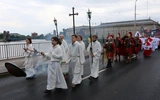 Przeszli przez miasto z radością świętując 800 lat istnienia