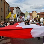 Wielkie świadectwo życia na ulicach Żar
