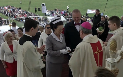 Abp Kupny do pracowników służby zdrowia: Mimo przeciwności, nie zatrzymujcie się