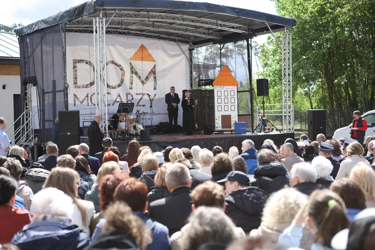 Oficjalne otwarcie "Domu Mocarzy"