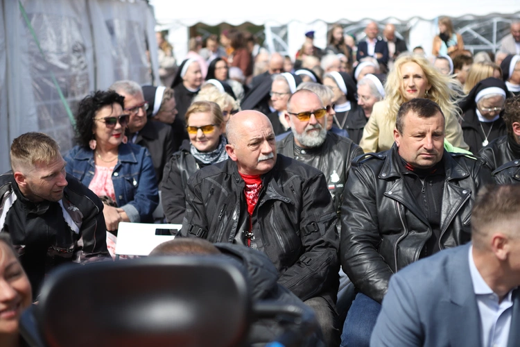 Oficjalne otwarcie "Domu Mocarzy"