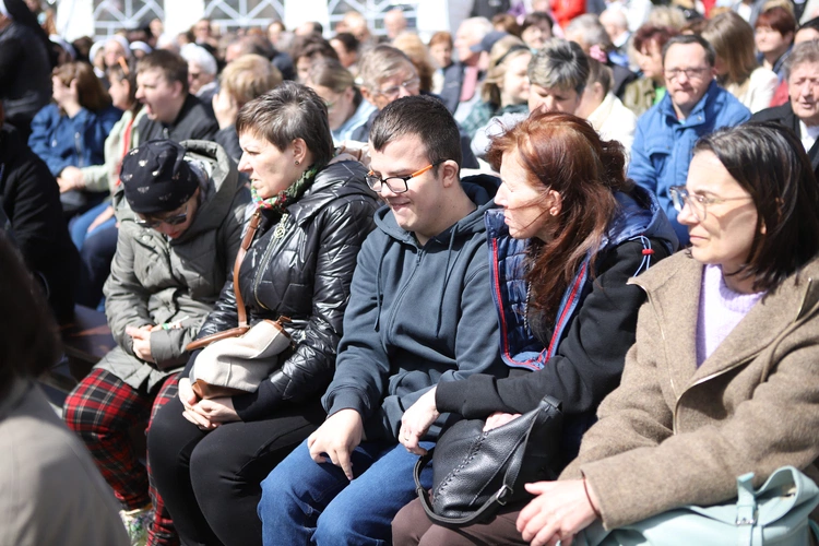 Oficjalne otwarcie "Domu Mocarzy"