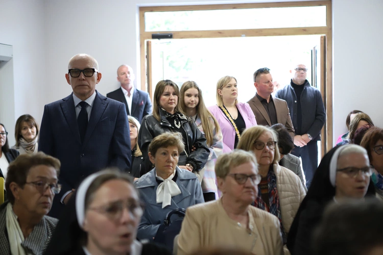 Poświęcenie kaplicy w "Domu Mocarzy"