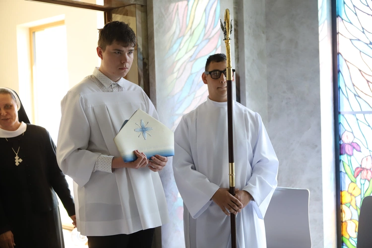 Poświęcenie kaplicy w "Domu Mocarzy"