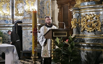 To, co gorzkie, przyjął jako słodkie