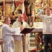 W tej parafii każdego miesiąca odbywają się modlitwy za nasz Naród i Ojczyznę.  