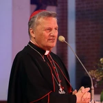 Wigilia Zesłania Ducha Świętego - czuwanie w Kościele pw. NMP na Piasku w przedzień zakończenia synodu