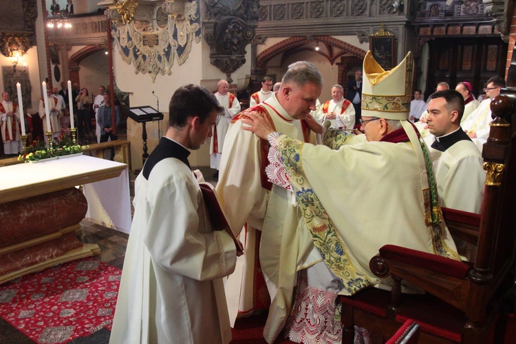Otrzymali święcenia diakonatu (stałego)