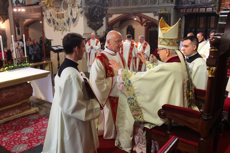Otrzymali święcenia diakonatu (stałego)
