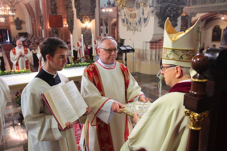 Otrzymali święcenia diakonatu (stałego)