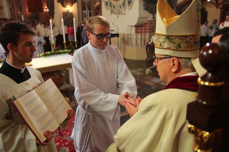 Otrzymali święcenia diakonatu (stałego)