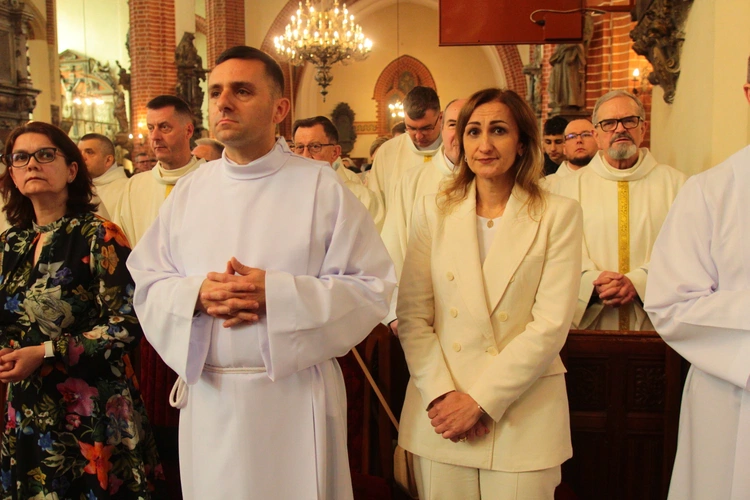Otrzymali święcenia diakonatu (stałego)