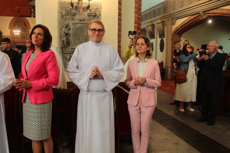Otrzymali święcenia diakonatu (stałego)