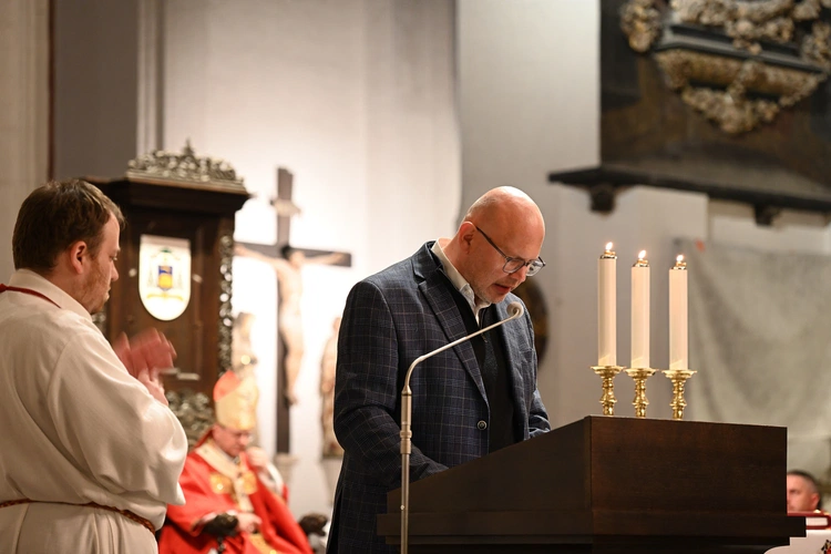 W Bazylice Mariackiej uroczystość wigilii Zesłania Ducha Świętego