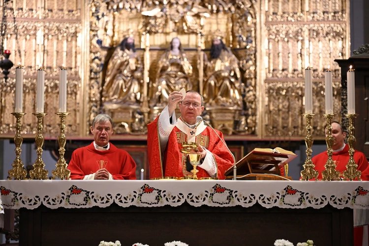 W Bazylice Mariackiej uroczystość wigilii Zesłania Ducha Świętego