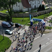 Biegli dla młodzieży z ubogich rodzin 