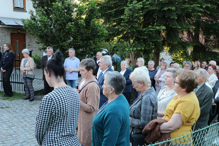 Lipnica Murowana. Msza św. i procesja z modlitwą o rekoronację Lipnickiej Madonny z Dzieciątkiem