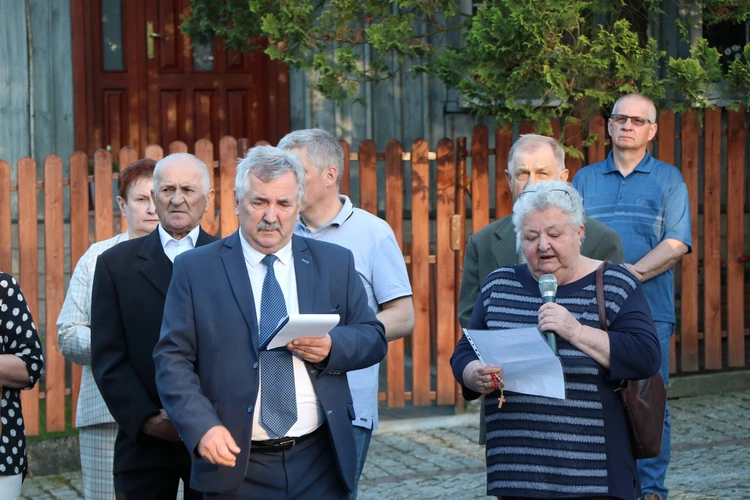 Lipnica Murowana. Msza św. i procesja z modlitwą o rekoronację Lipnickiej Madonny z Dzieciątkiem