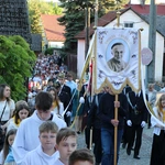 Lipnica Murowana. Msza św. i procesja z modlitwą o rekoronację Lipnickiej Madonny z Dzieciątkiem