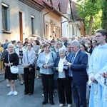 Lipnica Murowana. Msza św. i procesja z modlitwą o rekoronację Lipnickiej Madonny z Dzieciątkiem