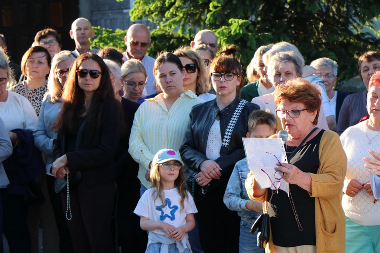 Lipnica Murowana. Msza św. i procesja z modlitwą o rekoronację Lipnickiej Madonny z Dzieciątkiem