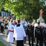 Lipnica Murowana. Msza św. i procesja z modlitwą o rekoronację Lipnickiej Madonny z Dzieciątkiem