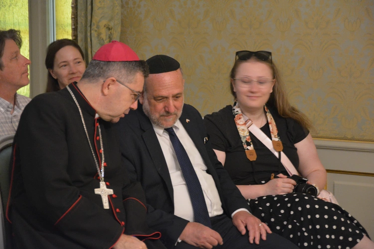 Przekazanie Tory do Muzeum Pałacu Saskiego w Kutnie