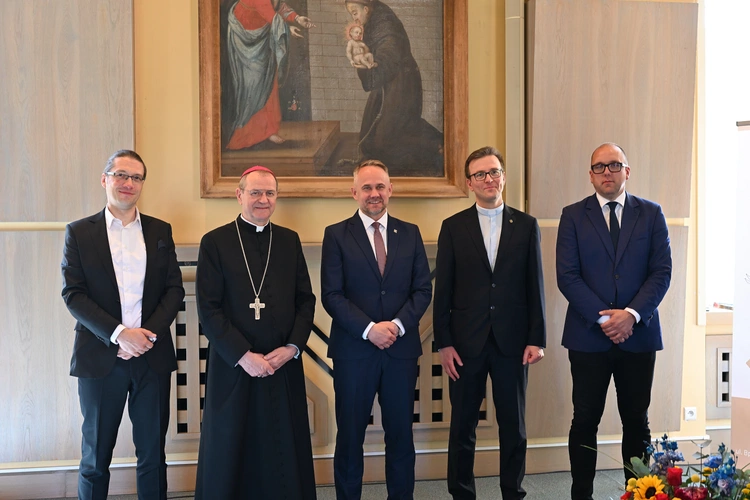 Konferencja historyczna z okazji 100. rocznicy ustanowienia diecezji gdańskiej