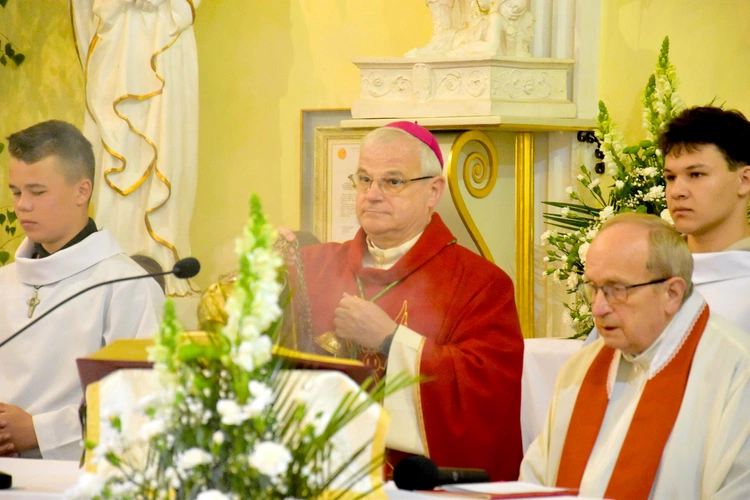 Zmiana proboszcza w parafii św. Michała Archanioła w Dobromierzu