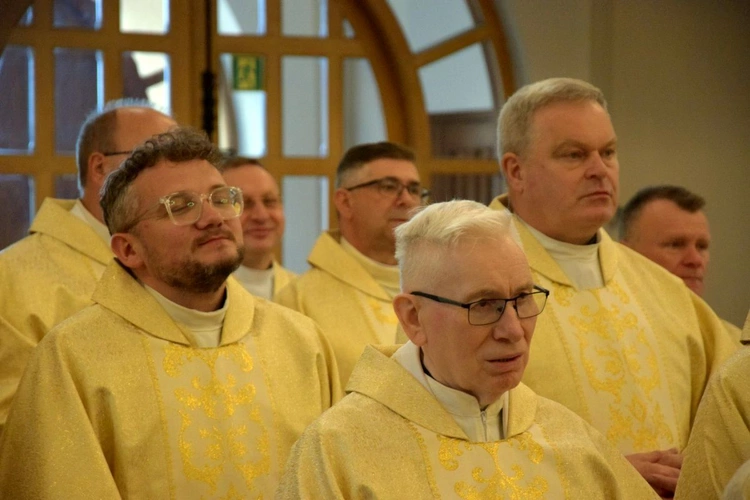 Pielgrzymka kapłańska do skarżyskiej Ostrej Bramy