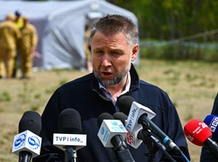 Fałszywe alarmy postawiły służby na nogi. Pięć osób zatrzymanych, będą kolejne działania